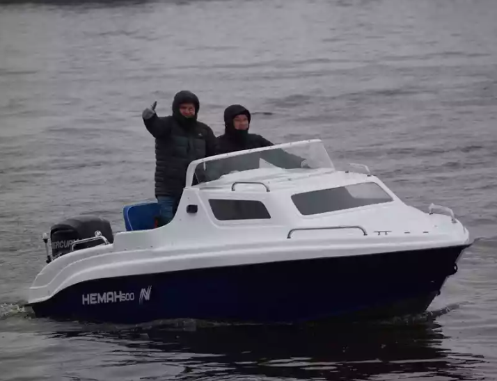 Комбинированный катер Neman-500 с каютой в Самаре Комбинированный катер Neman-500 с каютой в Самаре