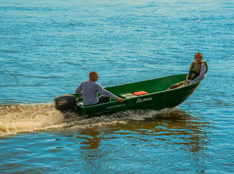 Стеклопластиковая лодка Neman-340 (тримаран) в Самаре