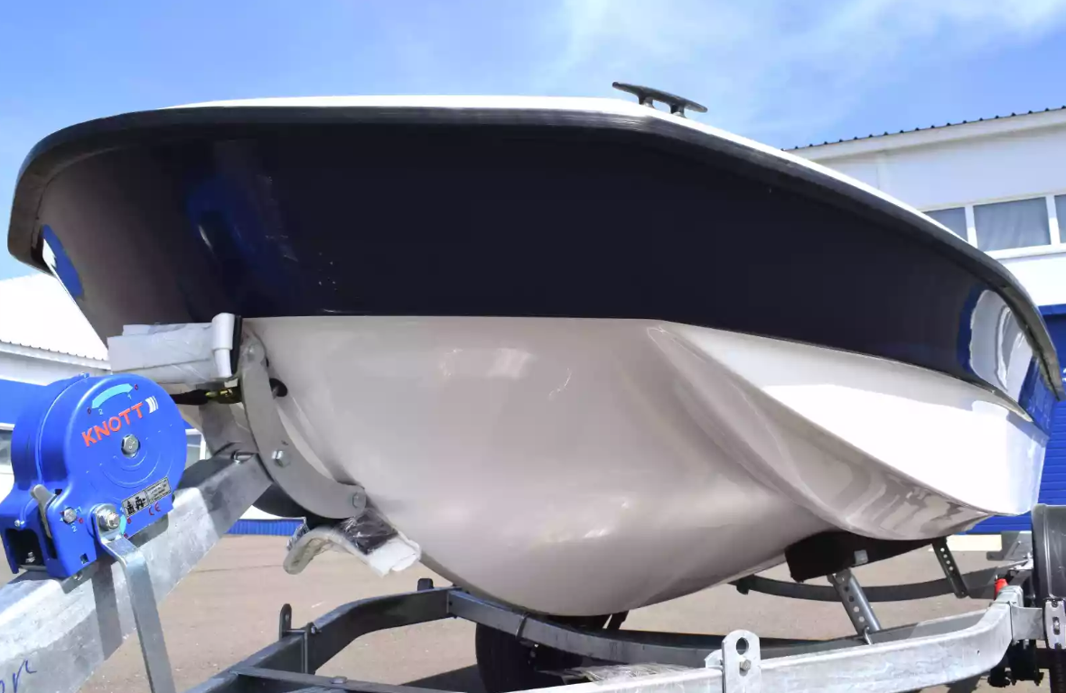 Стеклопластиковая лодка Wyatboat 430 тримаран в Самаре