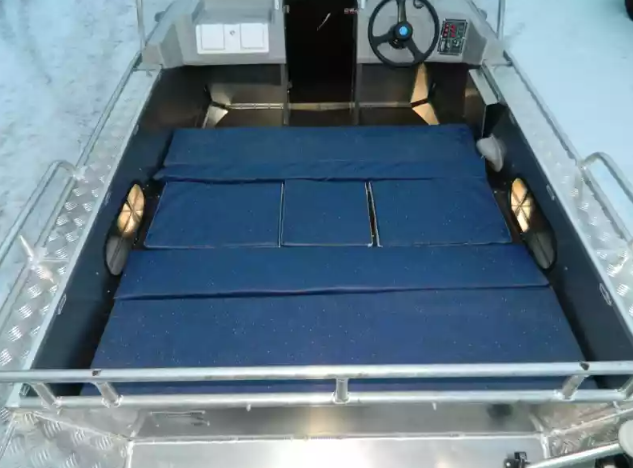 Алюминиевый катер Wyatboat-430T DCM Трансформер в Самаре Алюминиевый катер Wyatboat-430T DCM Трансформер в Самаре