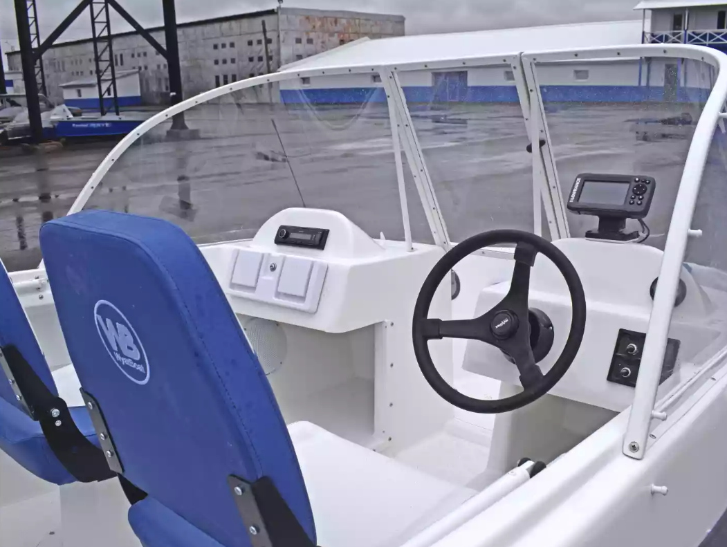 Стеклопластиковый катер Wyatboat-430DCМ (килевая) в Самаре Стеклопластиковый катер Wyatboat-430DCМ (килевая) в Самаре