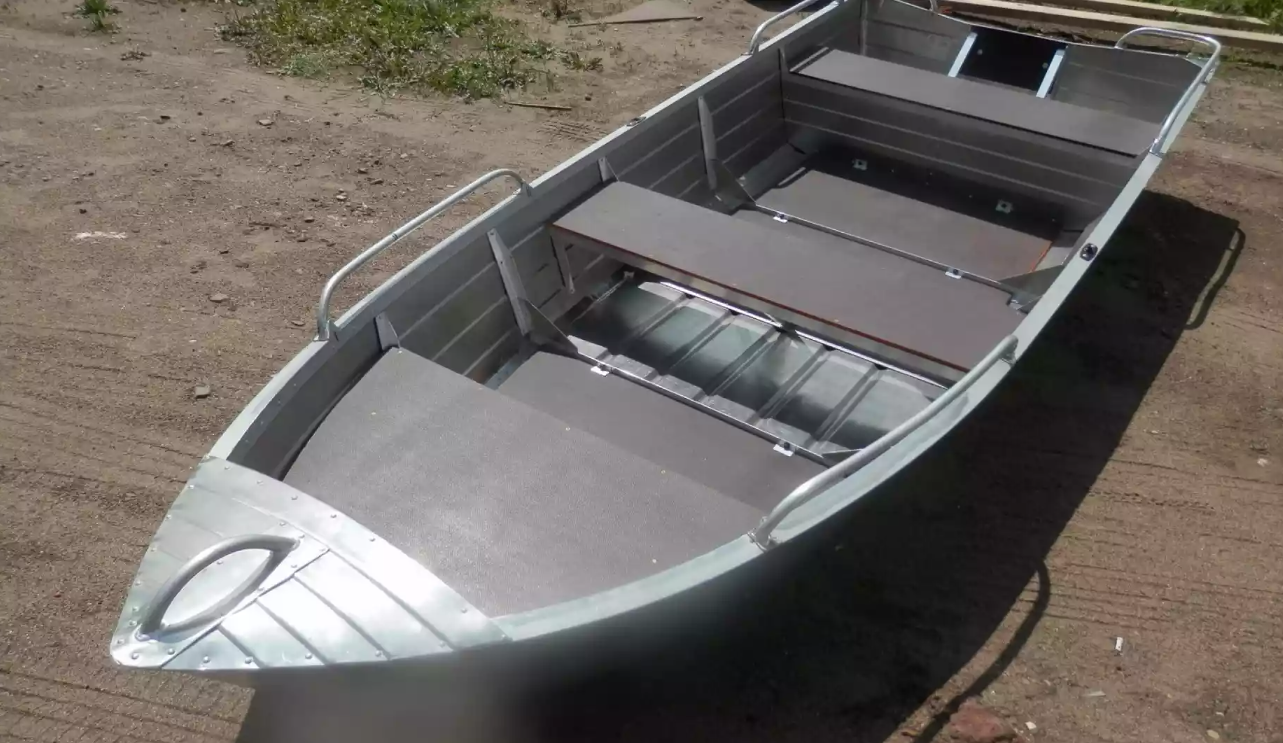 Алюминиевая лодка Вятка-Профи 32 в Самаре