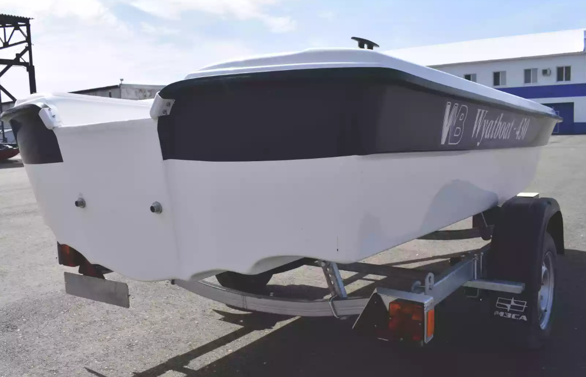 Стеклопластиковая лодка Wyatboat 430 тримаран в Самаре