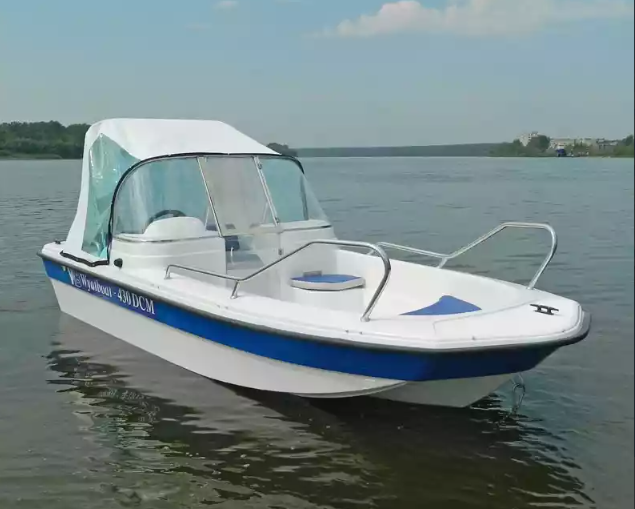 Стеклопластиковый катер Wyatboat-430 DCM (тримаран) в Самаре Стеклопластиковый катер Wyatboat-430 DCM (тримаран) в Самаре
