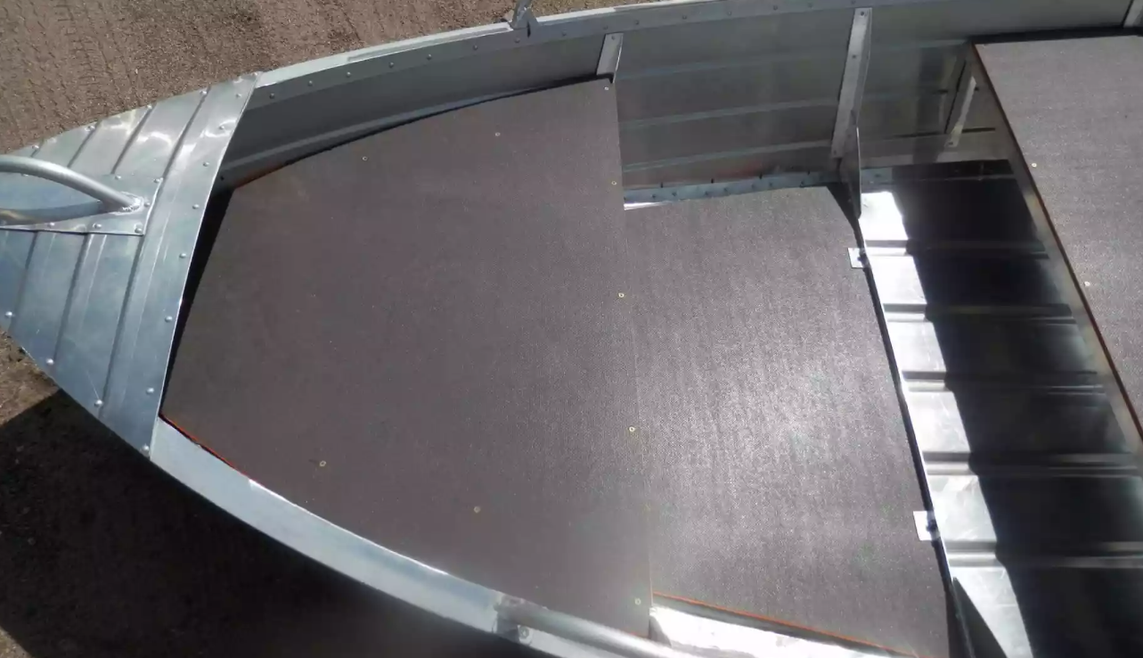 Алюминиевая лодка Вятка-Профи 32 в Самаре