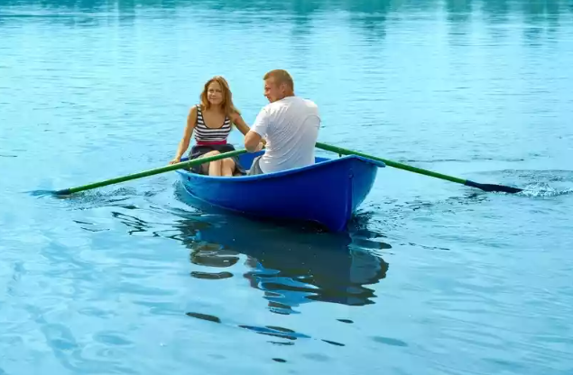 Стеклопластиковая лодка Дельфин в Самаре