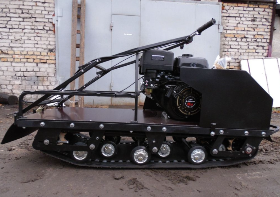 Мотобуксировщик AhtaR Зима 15 л/с с вариатором в Самаре