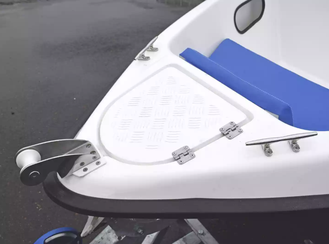 Стеклопластиковый катер Wyatboat-430DCМ (килевая) в Самаре Стеклопластиковый катер Wyatboat-430DCМ (килевая) в Самаре