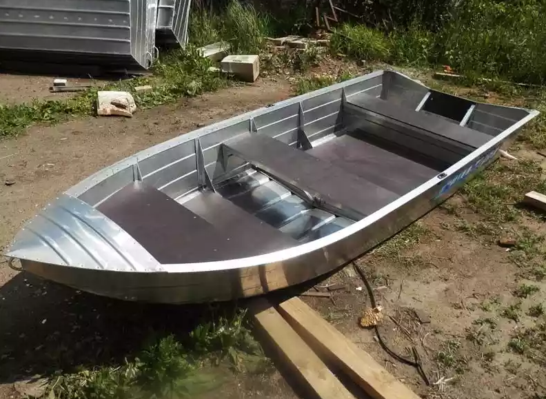 Алюминиевая лодка Вятка-Профи 37 в Самаре