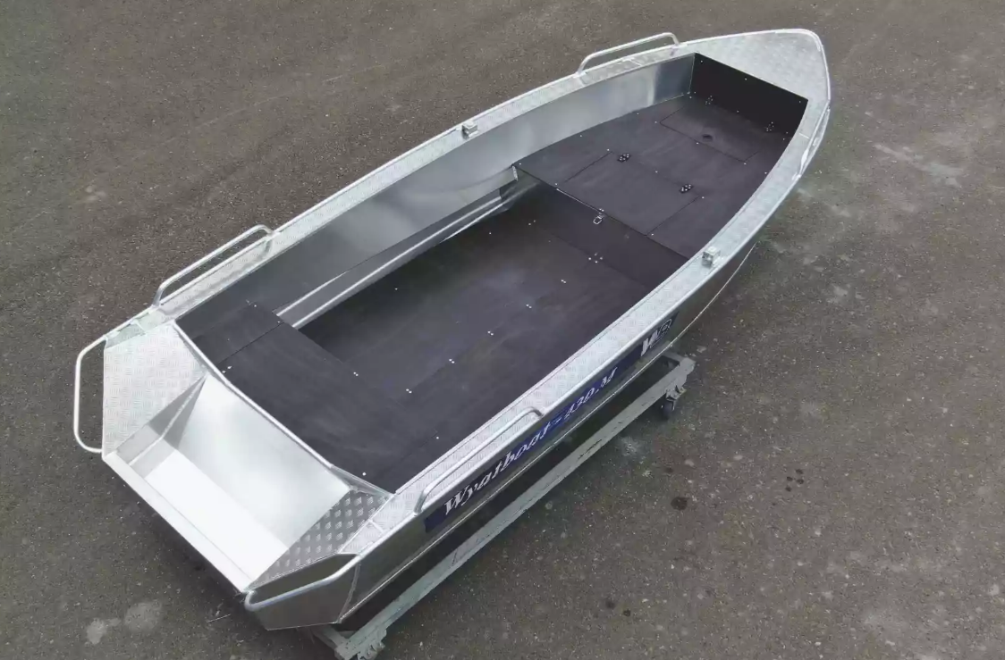 Алюминиевая лодка  Wyatboat-430М FISH в Самаре