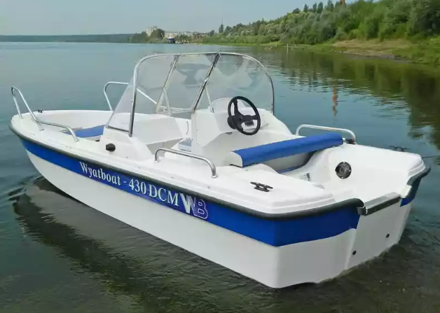 Стеклопластиковый катер Wyatboat-430 DCM (тримаран) в Самаре Стеклопластиковый катер Wyatboat-430 DCM (тримаран) в Самаре