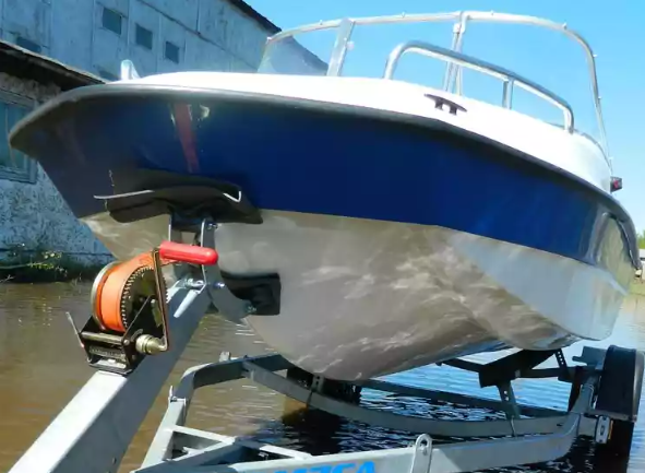 Стеклопластиковый катер Wyatboat-430 M (тримаран) в Самаре Стеклопластиковый катер Wyatboat-430 M (тримаран) в Самаре