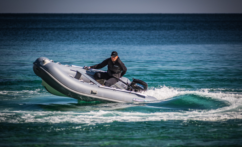 Лодка GLADIATOR RIB380AL в Самаре