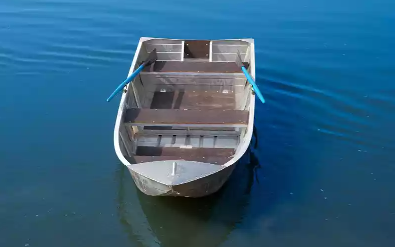 Алюминиевая лодка Вятка-Профи 37 в Самаре