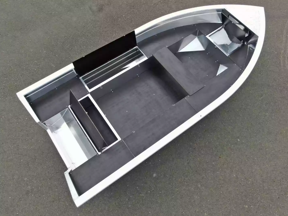 Алюминиевая лодка  Неман-420 в Самаре